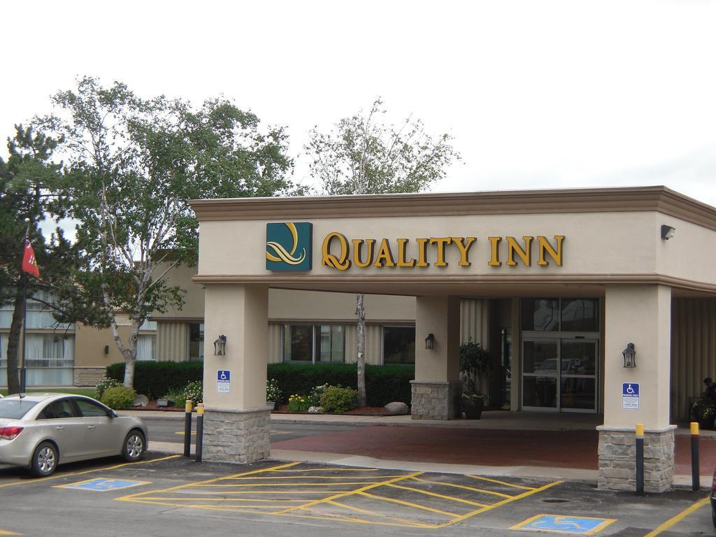 Quality Inn Оуэн-Саунд Экстерьер фото
